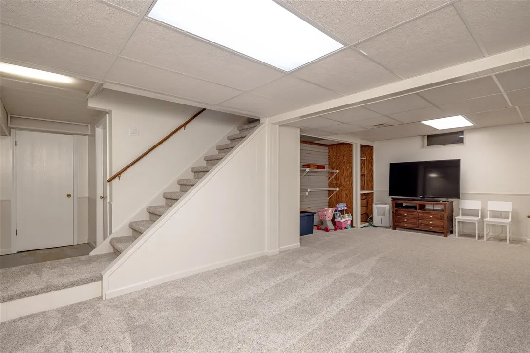 63 Brandon Circle, Greece, New York 14612, Greece, New York 14612, 3 Bedrooms Bedrooms, 7 Rooms Rooms,2 BathroomsBathrooms,Residential,For Sale,63 Brandon Circle, Greece, New York 14612,0,R1643473