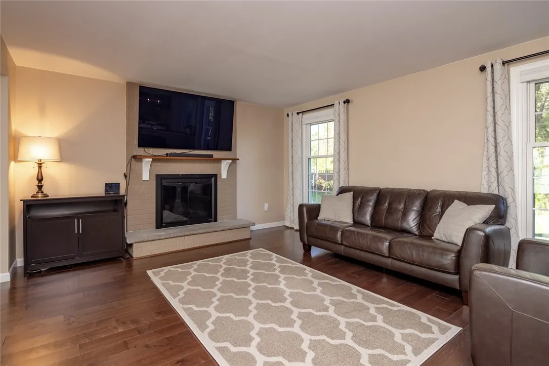 63 Brandon Circle, Greece, New York 14612, Greece, New York 14612, 3 Bedrooms Bedrooms, 7 Rooms Rooms,2 BathroomsBathrooms,Residential,For Sale,63 Brandon Circle, Greece, New York 14612,0,R1643473