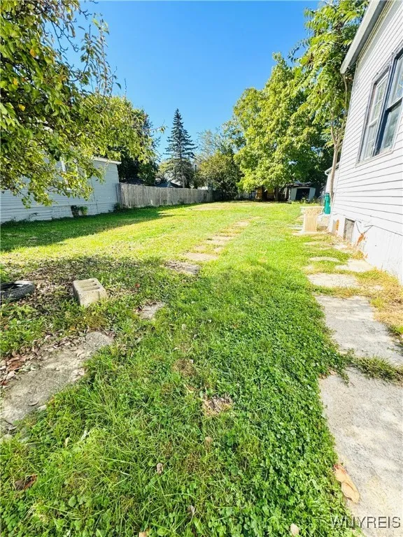 236 Davey Street, Buffalo, New York 14206, Buffalo, New York 14206, 4 Bedrooms Bedrooms, 7 Rooms Rooms,2 BathroomsBathrooms,Residential,For Sale,236 Davey Street, Buffalo, New York 14206,0,B1643559