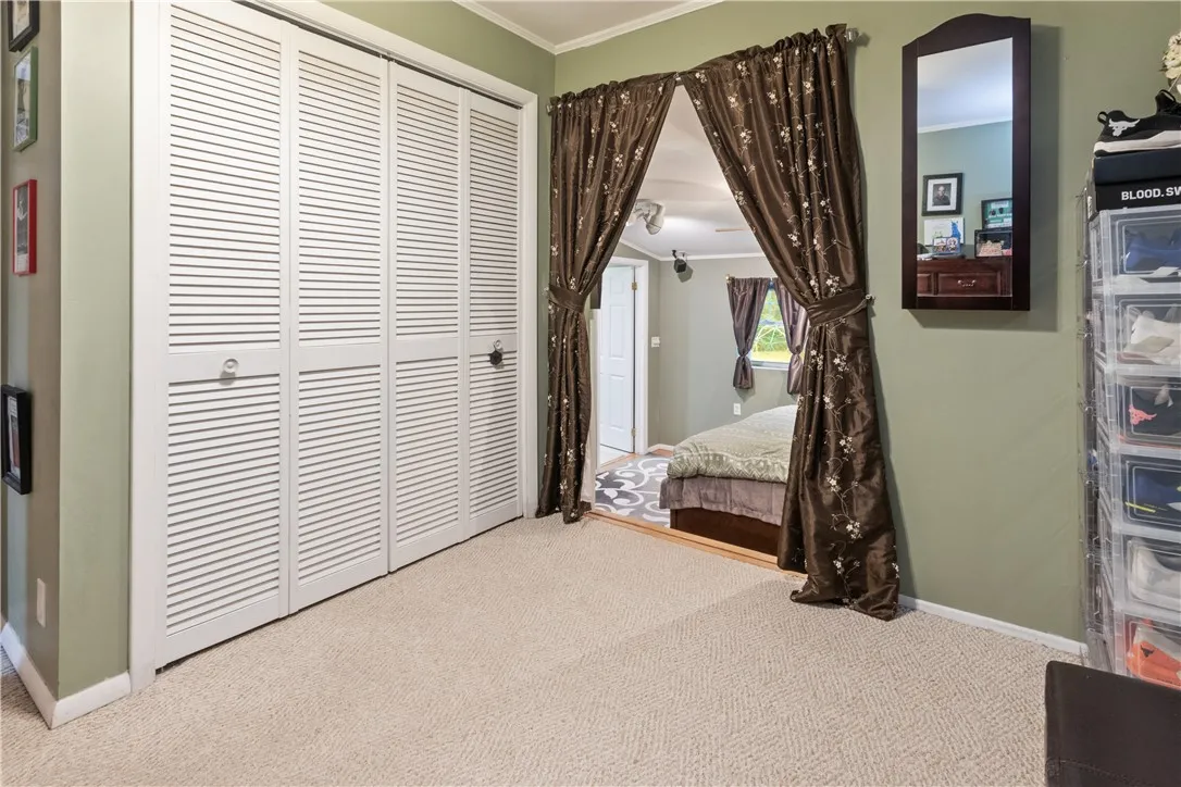 33 Bennett Street, Geneva City, New York 14456, Geneva City, New York 14456, 3 Bedrooms Bedrooms, 10 Rooms Rooms,3 BathroomsBathrooms,Residential,For Sale,33 Bennett Street, Geneva City, New York 14456,0,R1643248