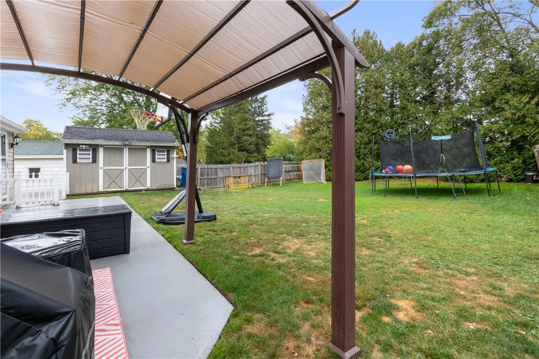 33 Bennett Street, Geneva City, New York 14456, Geneva City, New York 14456, 3 Bedrooms Bedrooms, 10 Rooms Rooms,3 BathroomsBathrooms,Residential,For Sale,33 Bennett Street, Geneva City, New York 14456,0,R1643248