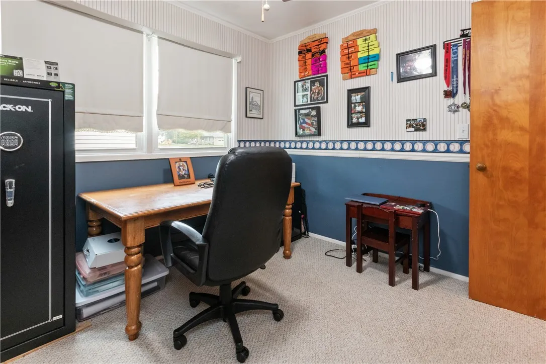 33 Bennett Street, Geneva City, New York 14456, Geneva City, New York 14456, 3 Bedrooms Bedrooms, 10 Rooms Rooms,3 BathroomsBathrooms,Residential,For Sale,33 Bennett Street, Geneva City, New York 14456,0,R1643248