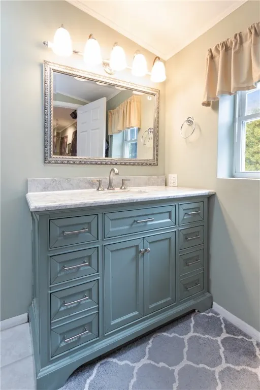 33 Bennett Street, Geneva City, New York 14456, Geneva City, New York 14456, 3 Bedrooms Bedrooms, 10 Rooms Rooms,3 BathroomsBathrooms,Residential,For Sale,33 Bennett Street, Geneva City, New York 14456,0,R1643248