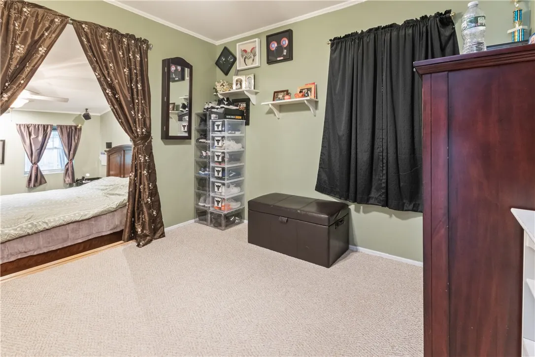 33 Bennett Street, Geneva City, New York 14456, Geneva City, New York 14456, 3 Bedrooms Bedrooms, 10 Rooms Rooms,3 BathroomsBathrooms,Residential,For Sale,33 Bennett Street, Geneva City, New York 14456,0,R1643248