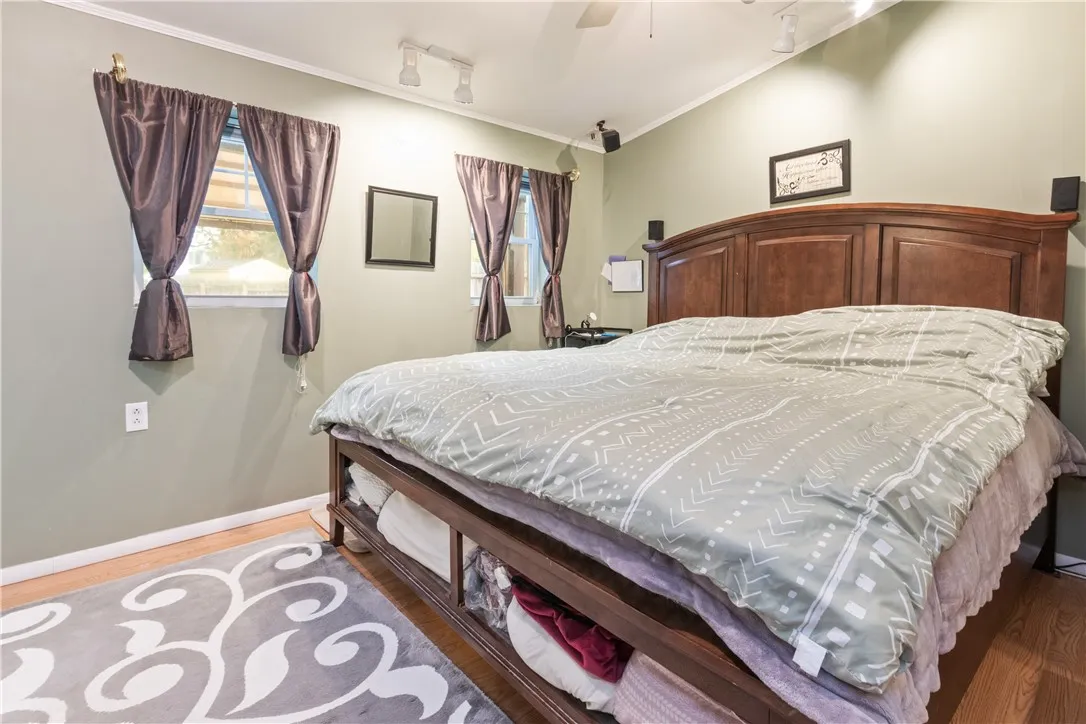 33 Bennett Street, Geneva City, New York 14456, Geneva City, New York 14456, 3 Bedrooms Bedrooms, 10 Rooms Rooms,3 BathroomsBathrooms,Residential,For Sale,33 Bennett Street, Geneva City, New York 14456,0,R1643248