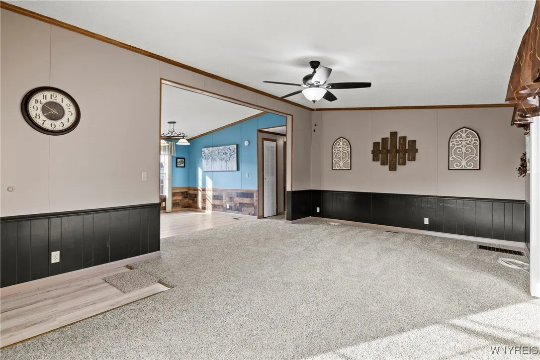 1045 Fernwood Avenue, Lockport Town, New York 1409, Lockport Town, New York 14094, 2 Bedrooms Bedrooms, 8 Rooms Rooms,2 BathroomsBathrooms,Residential,For Sale,1045 Fernwood Avenue, Lockport Town, New York 1409,0,B1643188