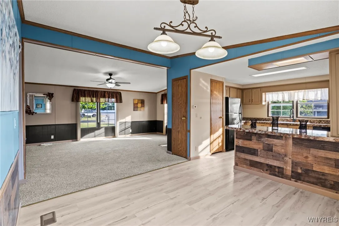 1045 Fernwood Avenue, Lockport Town, New York 1409, Lockport Town, New York 14094, 2 Bedrooms Bedrooms, 8 Rooms Rooms,2 BathroomsBathrooms,Residential,For Sale,1045 Fernwood Avenue, Lockport Town, New York 1409,0,B1643188