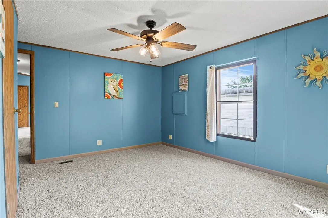 1045 Fernwood Avenue, Lockport Town, New York 1409, Lockport Town, New York 14094, 2 Bedrooms Bedrooms, 8 Rooms Rooms,2 BathroomsBathrooms,Residential,For Sale,1045 Fernwood Avenue, Lockport Town, New York 1409,0,B1643188