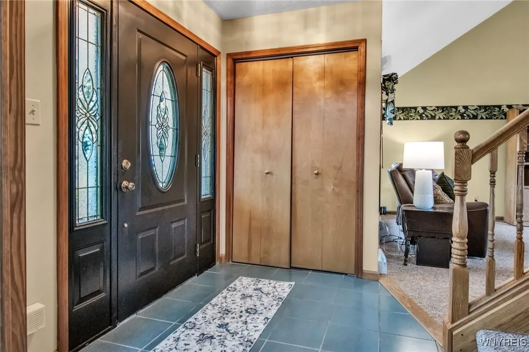 55 Allendale Road, West Seneca, New York 14224, West Seneca, New York 14224, 3 Bedrooms Bedrooms, 12 Rooms Rooms,2 BathroomsBathrooms,Residential,For Sale,55 Allendale Road, West Seneca, New York 14224,0,B1643160