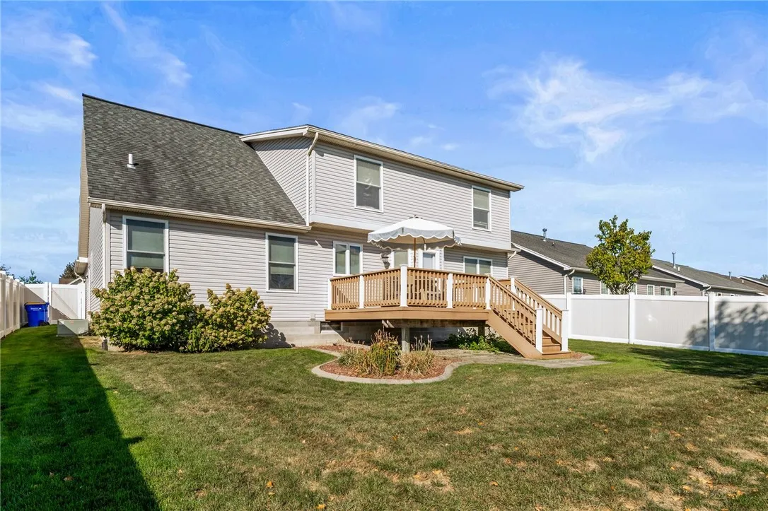 98 Pollet Place, Greece, New York 14626, Greece, New York 14626, 3 Bedrooms Bedrooms, 6 Rooms Rooms,2 BathroomsBathrooms,Residential,For Sale,98 Pollet Place, Greece, New York 14626,0,R1641459