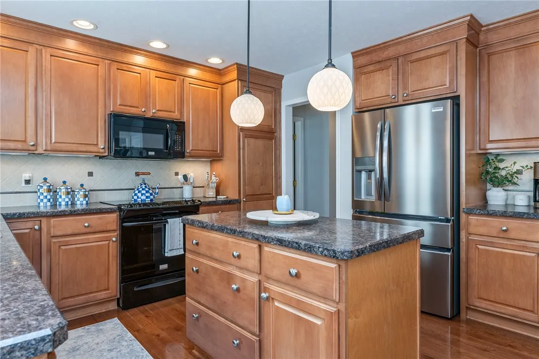 98 Pollet Place, Greece, New York 14626, Greece, New York 14626, 3 Bedrooms Bedrooms, 6 Rooms Rooms,2 BathroomsBathrooms,Residential,For Sale,98 Pollet Place, Greece, New York 14626,0,R1641459