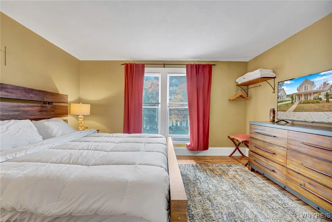 21 Elizabeth Street, Ellicottville, New York 14731, Ellicottville, New York 14731, 2 Bedrooms Bedrooms, 8 Rooms Rooms,2 BathroomsBathrooms,Residential,For Sale,21 Elizabeth Street, Ellicottville, New York 14731,0,B1642155