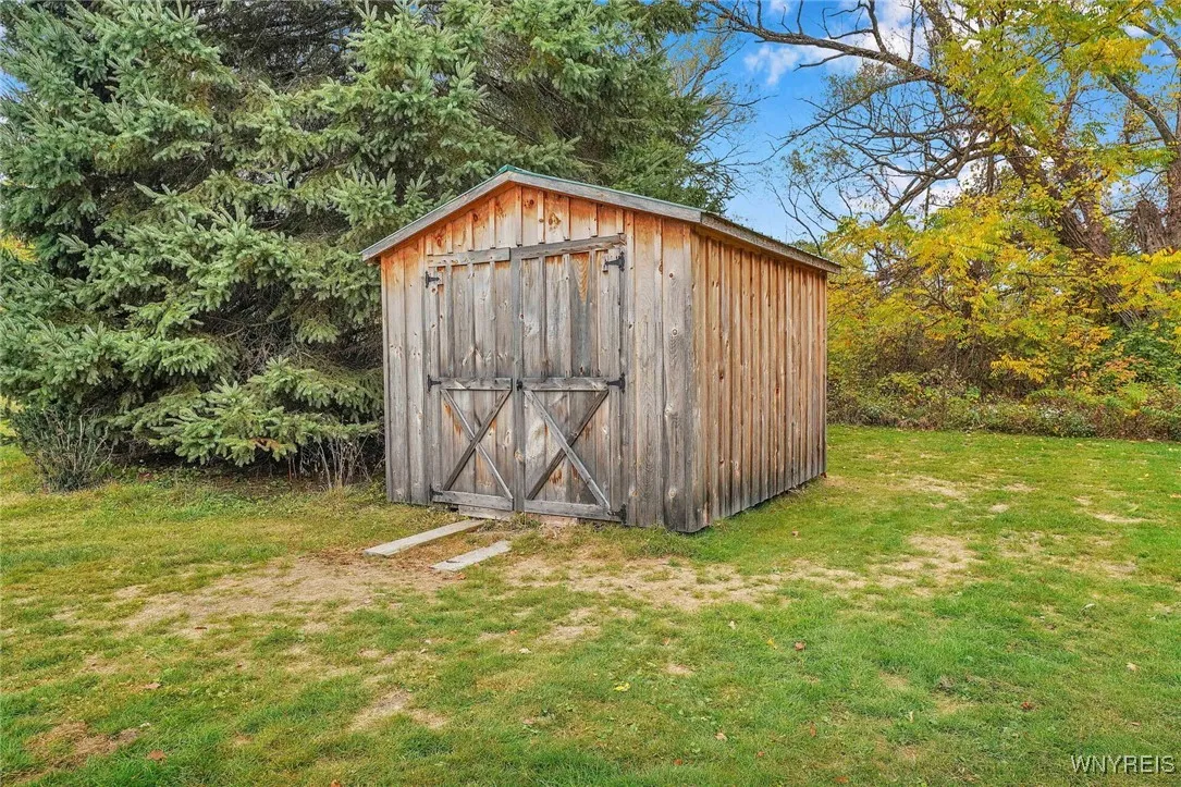 21 Elizabeth Street, Ellicottville, New York 14731, Ellicottville, New York 14731, 2 Bedrooms Bedrooms, 8 Rooms Rooms,2 BathroomsBathrooms,Residential,For Sale,21 Elizabeth Street, Ellicottville, New York 14731,0,B1642155