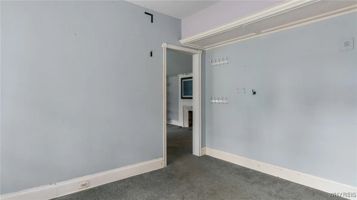 5773 Sheridan Drive, Amherst, New York 14221, Amherst, New York 14221, 5 Bedrooms Bedrooms, 9 Rooms Rooms,4 BathroomsBathrooms,Residential,For Sale,5773 Sheridan Drive, Amherst, New York 14221,0,B1643442