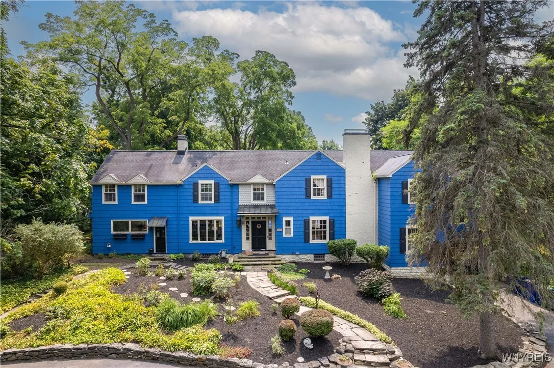 5773 Sheridan Drive, Amherst, New York 14221, Amherst, New York 14221, 5 Bedrooms Bedrooms, 9 Rooms Rooms,4 BathroomsBathrooms,Residential,For Sale,5773 Sheridan Drive, Amherst, New York 14221,0,B1643442