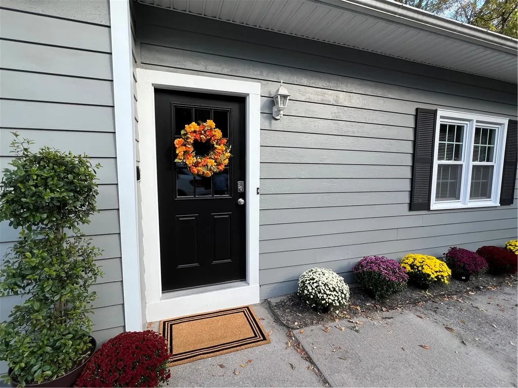 3126 East Avenue, Brighton, New York 14618, Brighton, New York 14618, 3 Bedrooms Bedrooms, 5 Rooms Rooms,1 BathroomBathrooms,Residential,For Sale,3126 East Avenue, Brighton, New York 14618,0,R1643094