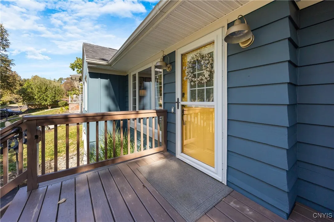 323 Barrington Road, Syracuse, New York 13214, Syracuse, New York 13214, 3 Bedrooms Bedrooms, 7 Rooms Rooms,1 BathroomBathrooms,Residential,For Sale,323 Barrington Road, Syracuse, New York 13214,0,S1642878