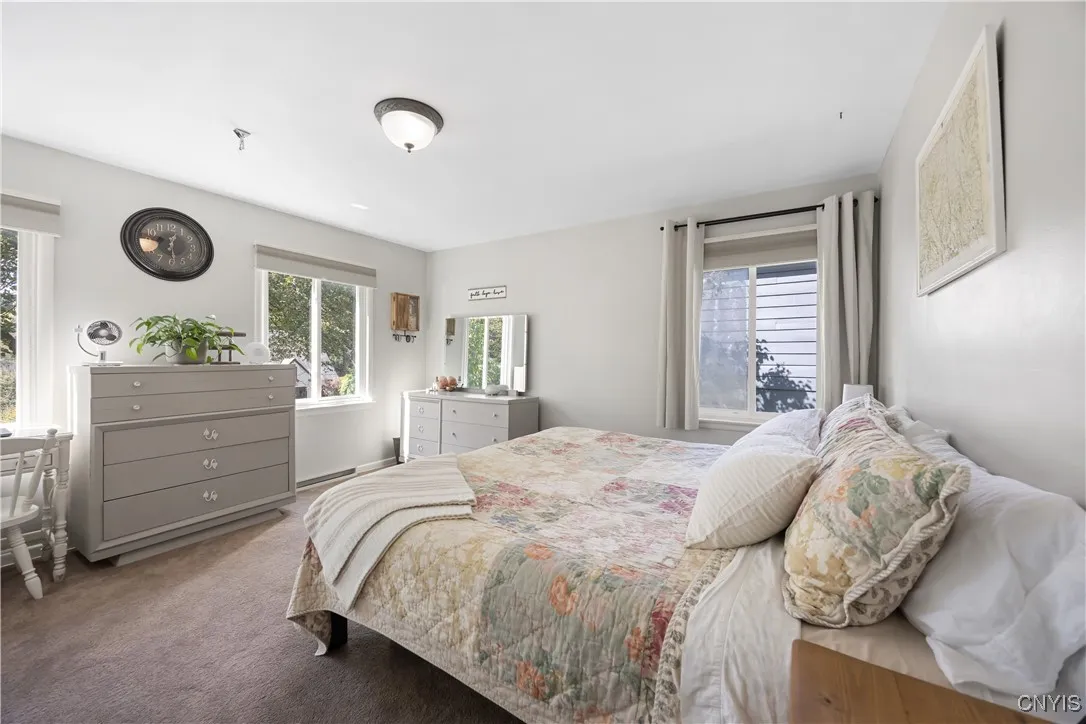 323 Barrington Road, Syracuse, New York 13214, Syracuse, New York 13214, 3 Bedrooms Bedrooms, 7 Rooms Rooms,1 BathroomBathrooms,Residential,For Sale,323 Barrington Road, Syracuse, New York 13214,0,S1642878