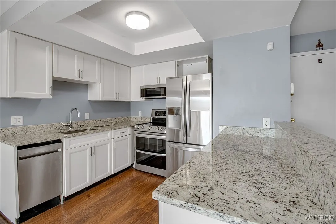 306 Sundown 3g, Amherst, New York 14221, Amherst, New York 14221, 2 Bedrooms Bedrooms, 4 Rooms Rooms,1 BathroomBathrooms,Residential,For Sale,306 Sundown 3g, Amherst, New York 14221,0,B1643520