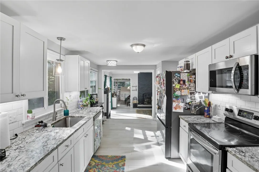1228 Stockbridge Road, Webster, New York 14580, Webster, New York 14580, 4 Bedrooms Bedrooms, 10 Rooms Rooms,2 BathroomsBathrooms,Residential,Closed,1228 Stockbridge Road, Webster, New York 14580,0,R1643566