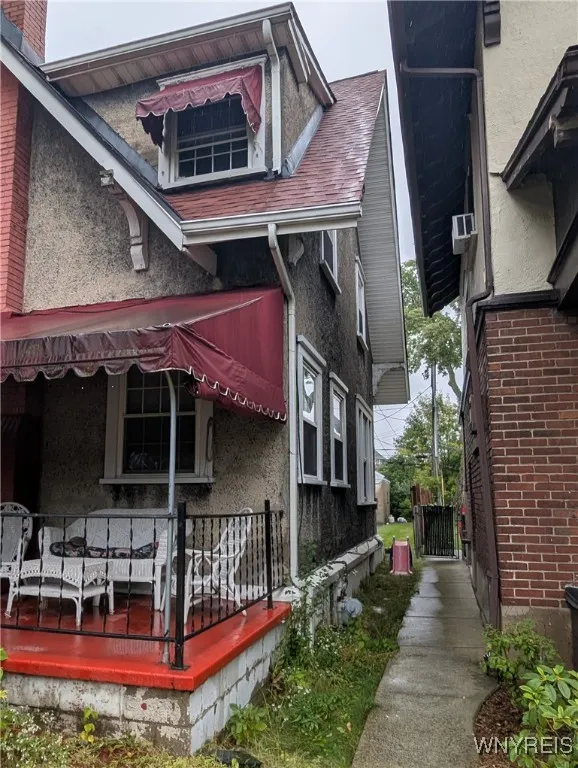 Front of house, left side