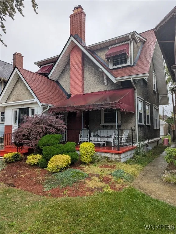 Front of house, left side