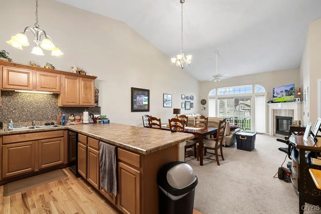 5087 Minuteman Lane, Salina, New York 13088, Salina, New York 13088, 3 Bedrooms Bedrooms, 7 Rooms Rooms,2 BathroomsBathrooms,Residential,For Sale,5087 Minuteman Lane, Salina, New York 13088,0,S1642503