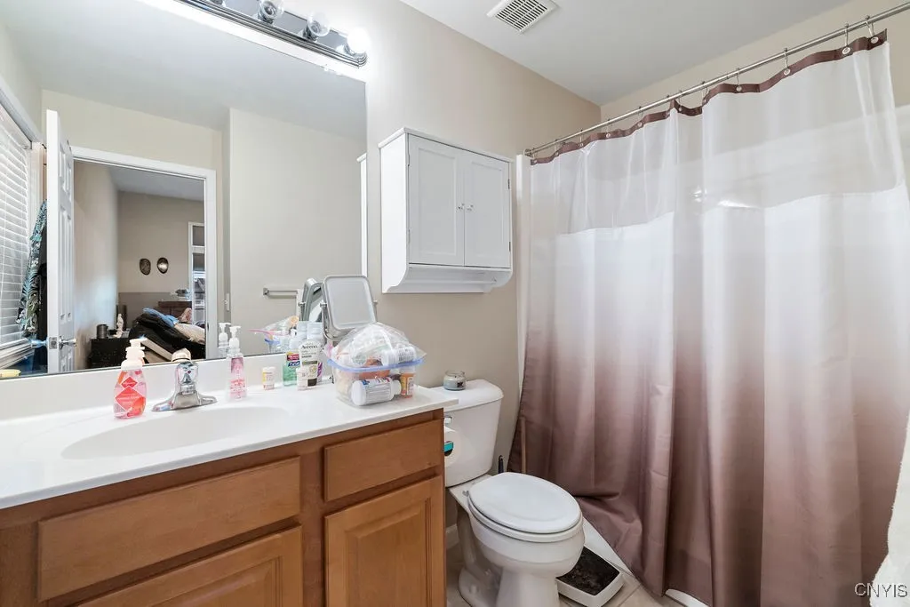 5087 Minuteman Lane, Salina, New York 13088, Salina, New York 13088, 3 Bedrooms Bedrooms, 7 Rooms Rooms,2 BathroomsBathrooms,Residential,For Sale,5087 Minuteman Lane, Salina, New York 13088,0,S1642503