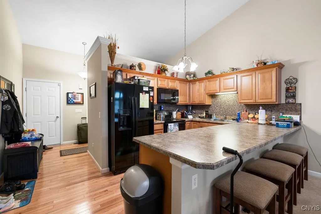 5087 Minuteman Lane, Salina, New York 13088, Salina, New York 13088, 3 Bedrooms Bedrooms, 7 Rooms Rooms,2 BathroomsBathrooms,Residential,For Sale,5087 Minuteman Lane, Salina, New York 13088,0,S1642503