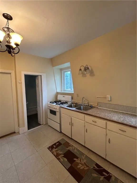 401 Apartment 3a Maple Avenue, Elmira City, New Yo, Elmira City, New York 14904, 1 Bedroom Bedrooms, 3 Rooms Rooms,1 BathroomBathrooms,Residential Lease,For Rent,401 Apartment 3a Maple Avenue, Elmira City, New Yo,0,R1643609