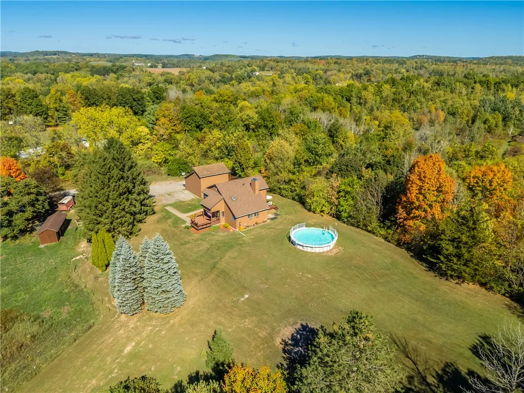 836 Turner Road, Macedon, New York 14522, Macedon, New York 14522, 4 Bedrooms Bedrooms, 8 Rooms Rooms,3 BathroomsBathrooms,Residential,For Sale,836 Turner Road, Macedon, New York 14522,0,R1642442