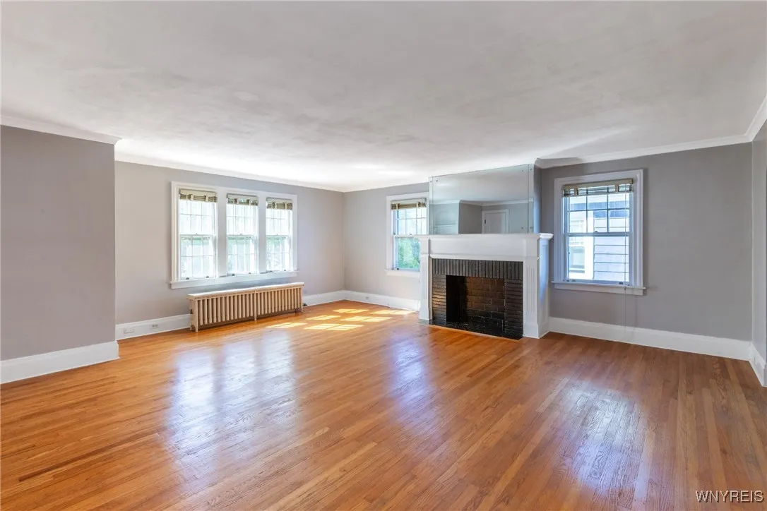 34 Delham Avenue, Buffalo, New York 14216, Buffalo, New York 14216, 6 Bedrooms Bedrooms, ,2 BathroomsBathrooms,Residential,For Sale,34 Delham Avenue, Buffalo, New York 14216,0,B1643501