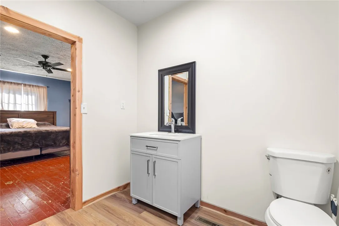 5668 Route 237, Clarendon, New York 14422, Clarendon, New York 14422, 5 Bedrooms Bedrooms, 12 Rooms Rooms,2 BathroomsBathrooms,Residential,For Sale,5668 Route 237, Clarendon, New York 14422,0,R1642953