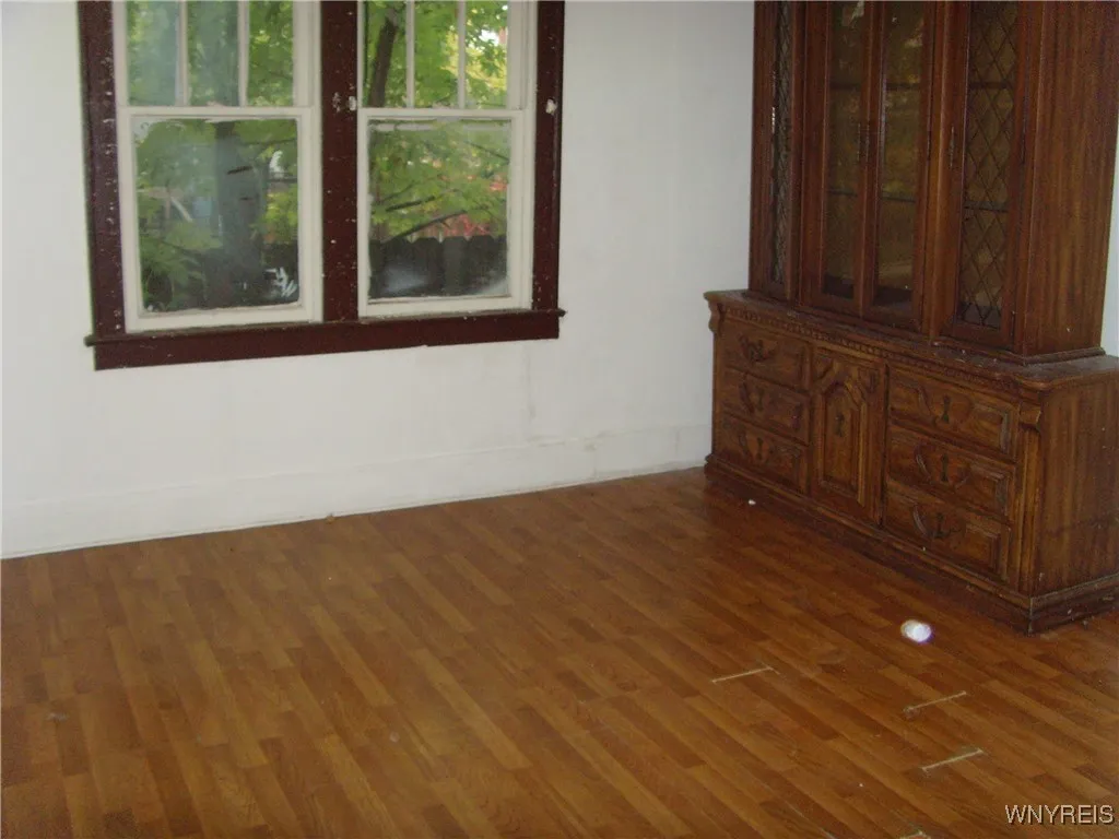 258 Hudson Street, Buffalo, New York 14201, Buffalo, New York 14201, 6 Bedrooms Bedrooms, ,2 BathroomsBathrooms,Residential,For Sale,258 Hudson Street, Buffalo, New York 14201,0,B1643629
