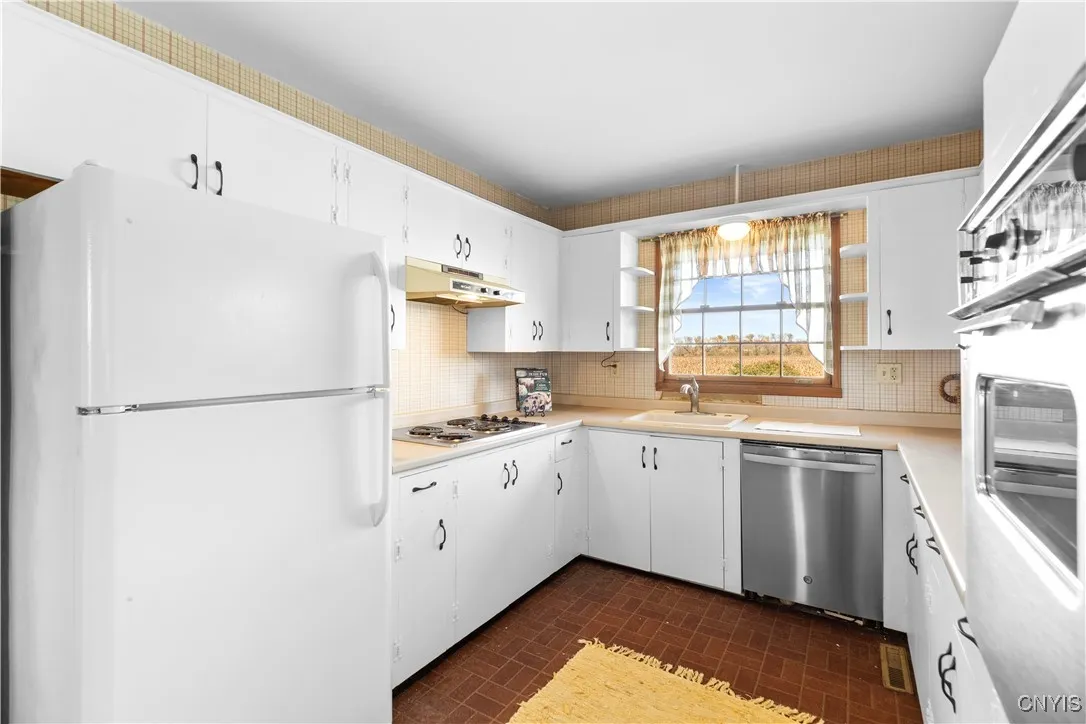 6619 Airport Road, Madison, New York 13346, Madison, New York 13346, 4 Bedrooms Bedrooms, 11 Rooms Rooms,2 BathroomsBathrooms,Residential,For Sale,6619 Airport Road, Madison, New York 13346,0,S1642434