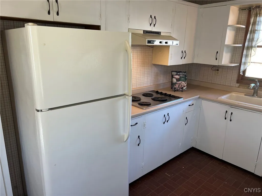 6619 Airport Road, Madison, New York 13346, Madison, New York 13346, 4 Bedrooms Bedrooms, 11 Rooms Rooms,2 BathroomsBathrooms,Residential,For Sale,6619 Airport Road, Madison, New York 13346,0,S1642434