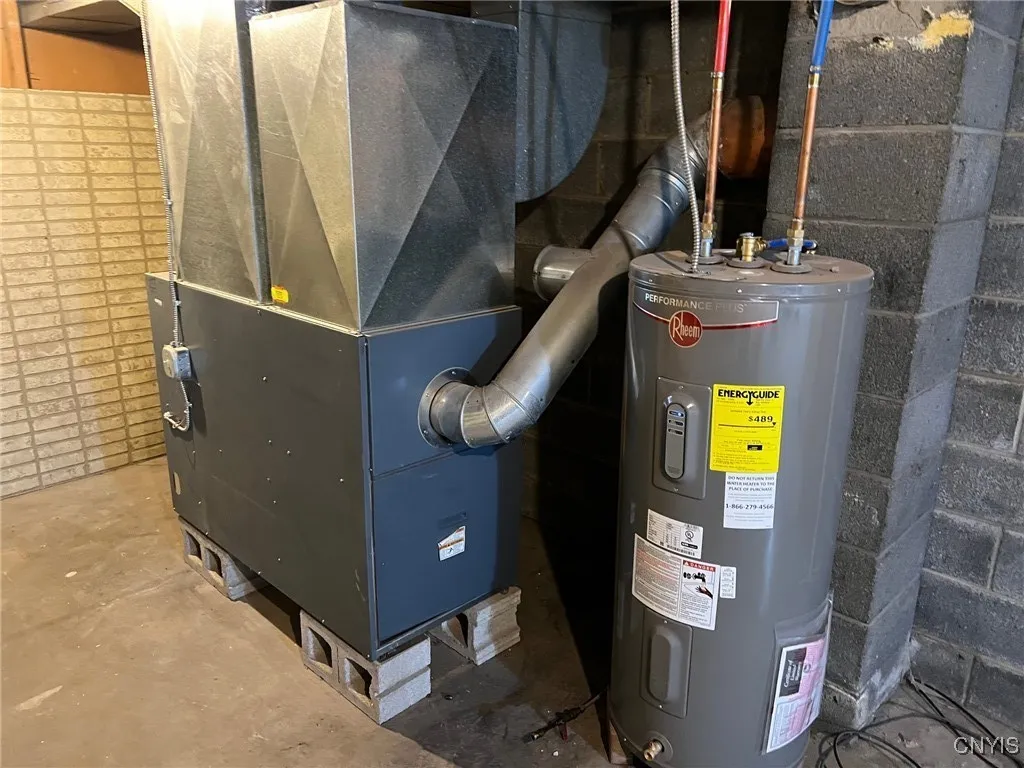 6619 Airport Road, Madison, New York 13346, Madison, New York 13346, 4 Bedrooms Bedrooms, 11 Rooms Rooms,2 BathroomsBathrooms,Residential,For Sale,6619 Airport Road, Madison, New York 13346,0,S1642434