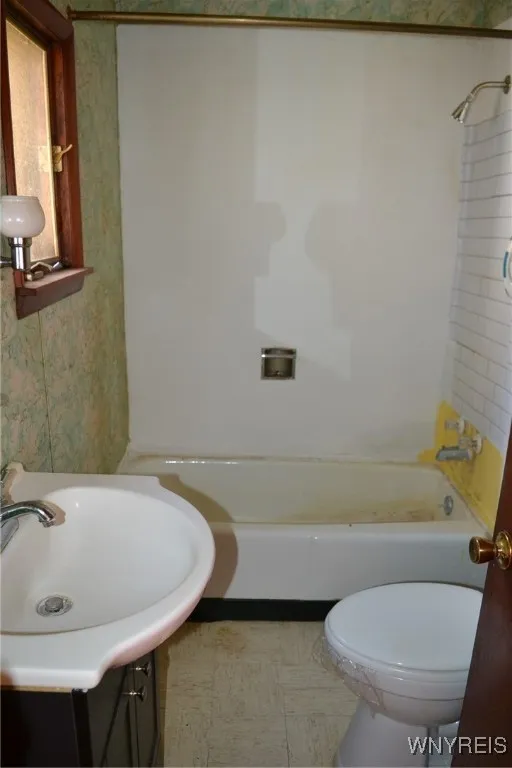 1316 Eagle Street, Freedom, New York 14009, Freedom, New York 14009, 2 Bedrooms Bedrooms, 6 Rooms Rooms,1 BathroomBathrooms,Residential,For Sale,1316 Eagle Street, Freedom, New York 14009,0,B1643618