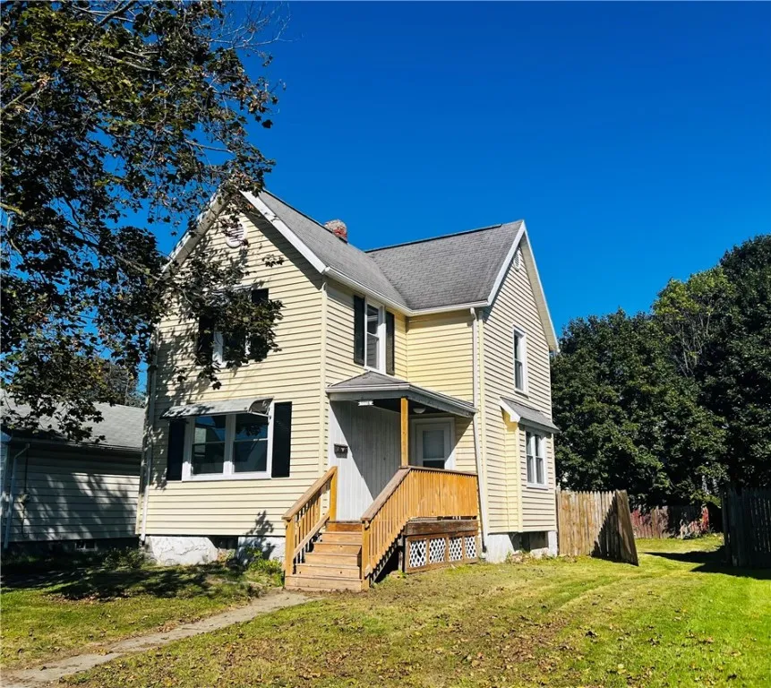 1116 North Main Street, Elmira City, New York 1490, Elmira City, New York 14901, 3 Bedrooms Bedrooms, 7 Rooms Rooms,1 BathroomBathrooms,Residential,For Sale,1116 North Main Street, Elmira City, New York 1490,0,R1642970