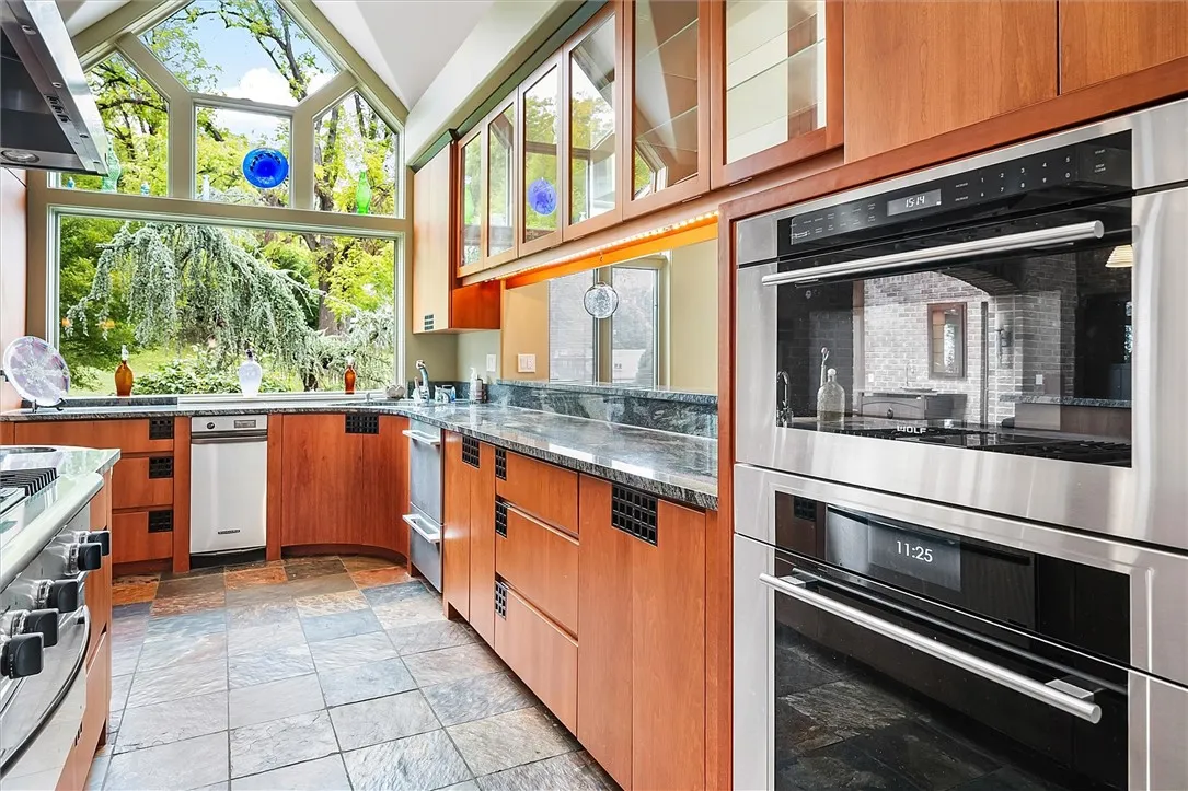 Kitchen/Family room