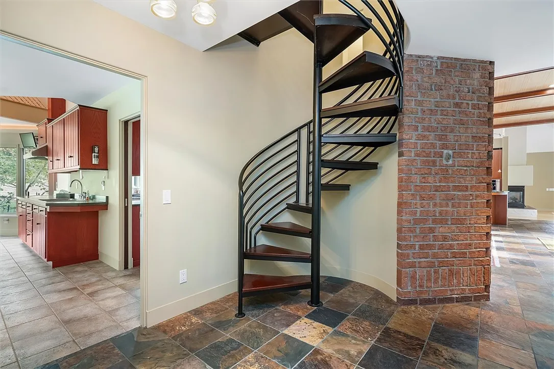 Studio staircase to loft