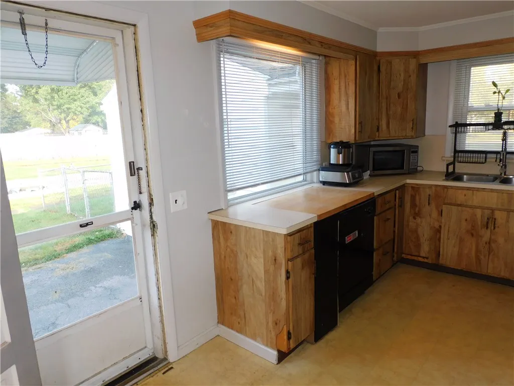 976 Denise Road, Greece, New York 14616, Greece, New York 14616, 3 Bedrooms Bedrooms, 6 Rooms Rooms,1 BathroomBathrooms,Residential,For Sale,976 Denise Road, Greece, New York 14616,0,R1643636