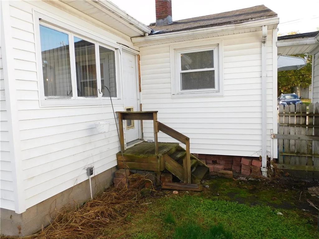 976 Denise Road, Greece, New York 14616, Greece, New York 14616, 3 Bedrooms Bedrooms, 6 Rooms Rooms,1 BathroomBathrooms,Residential,For Sale,976 Denise Road, Greece, New York 14616,0,R1643636