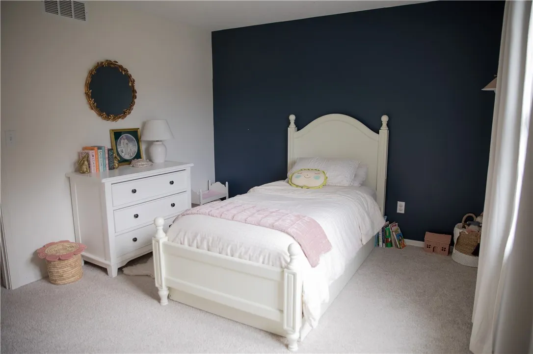 28 Winchester Drive, Perinton, New York 14450, Perinton, New York 14450, 4 Bedrooms Bedrooms, 8 Rooms Rooms,2 BathroomsBathrooms,Residential,For Sale,28 Winchester Drive, Perinton, New York 14450,0,R1643600