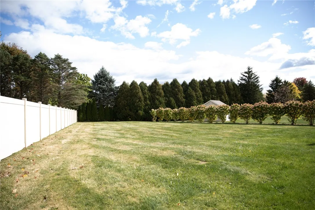 28 Winchester Drive, Perinton, New York 14450, Perinton, New York 14450, 4 Bedrooms Bedrooms, 8 Rooms Rooms,2 BathroomsBathrooms,Residential,For Sale,28 Winchester Drive, Perinton, New York 14450,0,R1643600