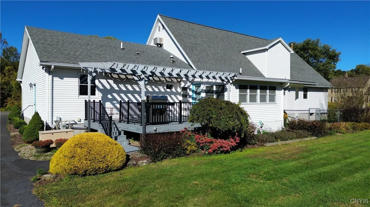 1240 Starr Road, Cortlandville, New York 13045, Cortlandville, New York 13045, 4 Bedrooms Bedrooms, 9 Rooms Rooms,2 BathroomsBathrooms,Residential,For Sale,1240 Starr Road, Cortlandville, New York 13045,0,S1642342