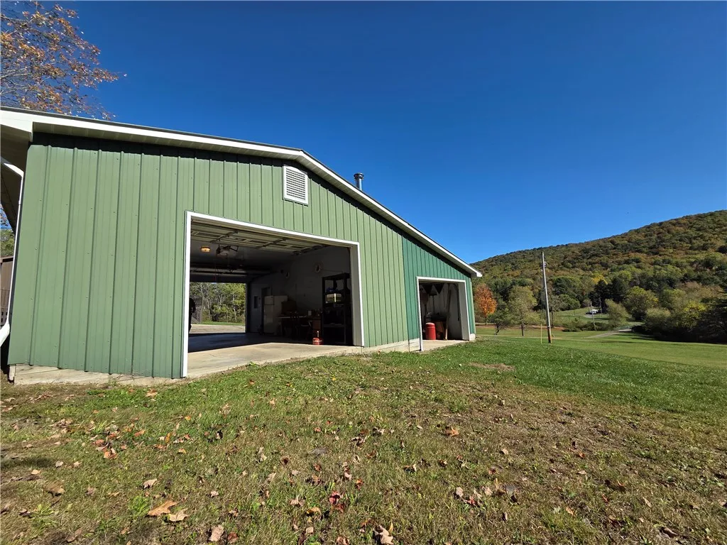 1918 Chambers Road, Catlin, New York 14902, Catlin, New York 14902, 2 Bedrooms Bedrooms, 5 Rooms Rooms,1 BathroomBathrooms,Residential,For Sale,1918 Chambers Road, Catlin, New York 14902,0,R1643132