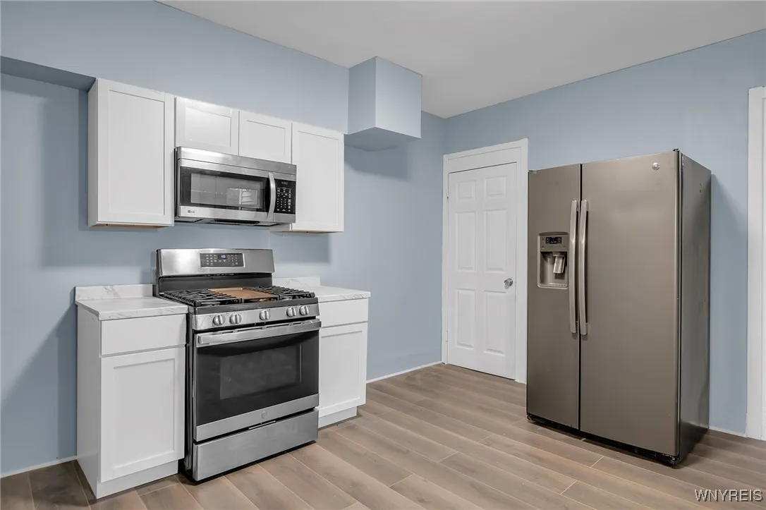 113 Laurel Street, Buffalo, New York 14209, Buffalo, New York 14209, 5 Bedrooms Bedrooms, 9 Rooms Rooms,1 BathroomBathrooms,Residential,For Sale,113 Laurel Street, Buffalo, New York 14209,0,B1643548
