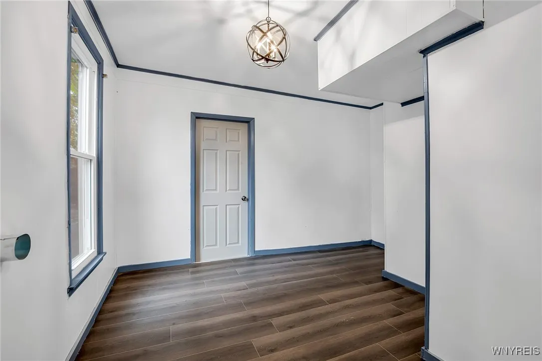 113 Laurel Street, Buffalo, New York 14209, Buffalo, New York 14209, 5 Bedrooms Bedrooms, 9 Rooms Rooms,1 BathroomBathrooms,Residential,For Sale,113 Laurel Street, Buffalo, New York 14209,0,B1643548