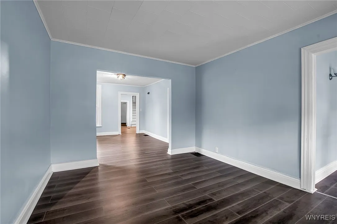 113 Laurel Street, Buffalo, New York 14209, Buffalo, New York 14209, 5 Bedrooms Bedrooms, 9 Rooms Rooms,1 BathroomBathrooms,Residential,For Sale,113 Laurel Street, Buffalo, New York 14209,0,B1643548